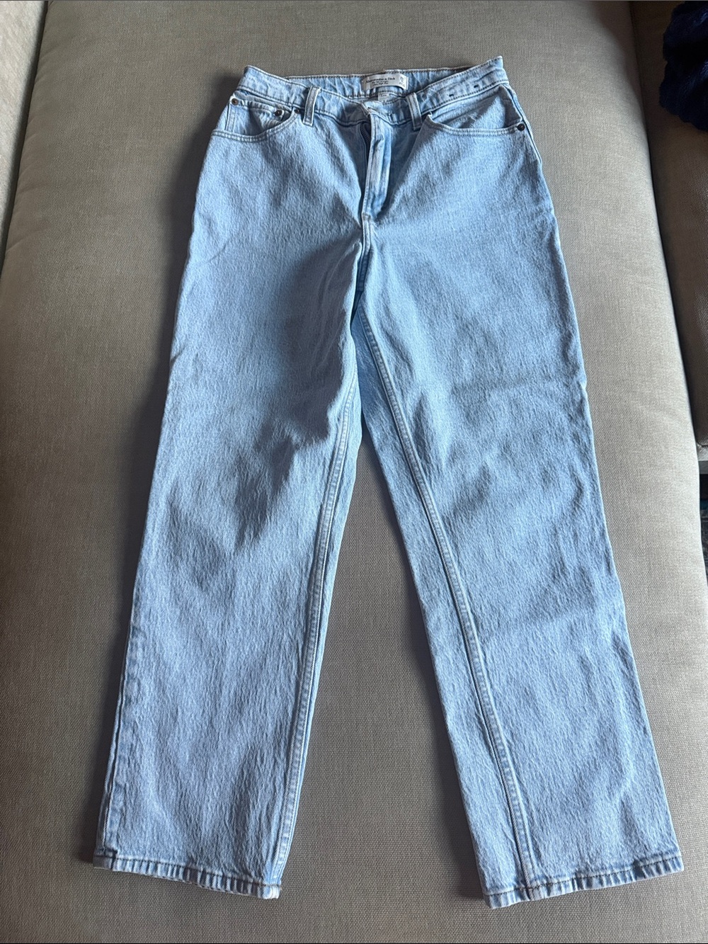 Abercrombie & Fitch Light Wash Straight-Leg Women’s Jeans